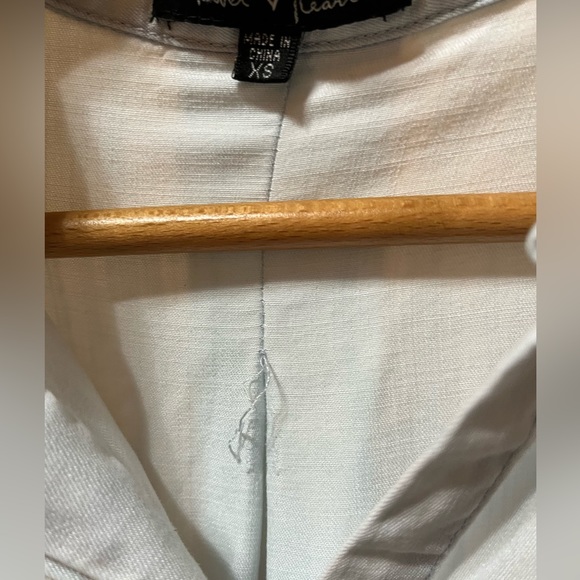 ⚫️ Velvet Heart Chambray Button Down Tuxedo Style - Picture 7 of 12